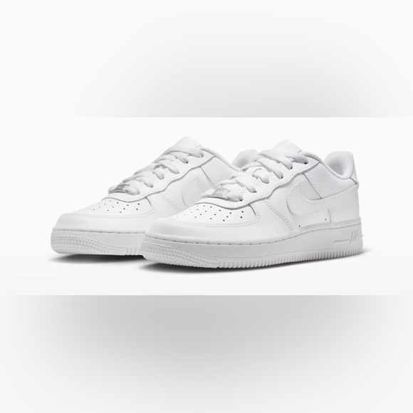 Nike Other - NIKE Size 5.5 Youth Boys White Air Force One Monotone Low-Rise Lace Up Sneakers